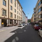 Fall For With Elvis Vibes Free Wifi Appartement