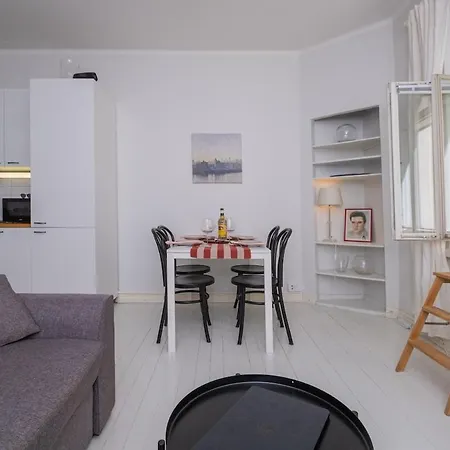 Fall For With Elvis Vibes Free Wifi