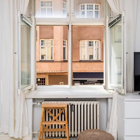 Fall For With Elvis Vibes Free Wifi Helsinky