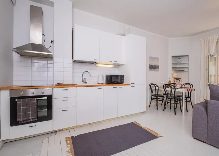 Apartment Fall For With Elvis Vibes Free Wifi