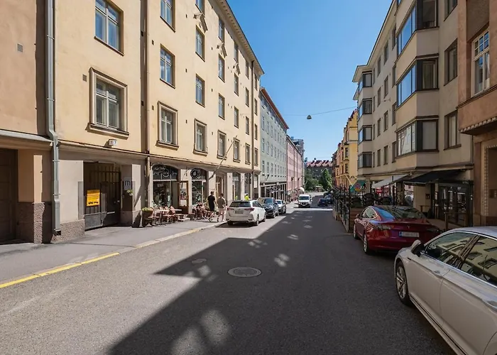 Fall For With Elvis Vibes Free Wifi Apartment